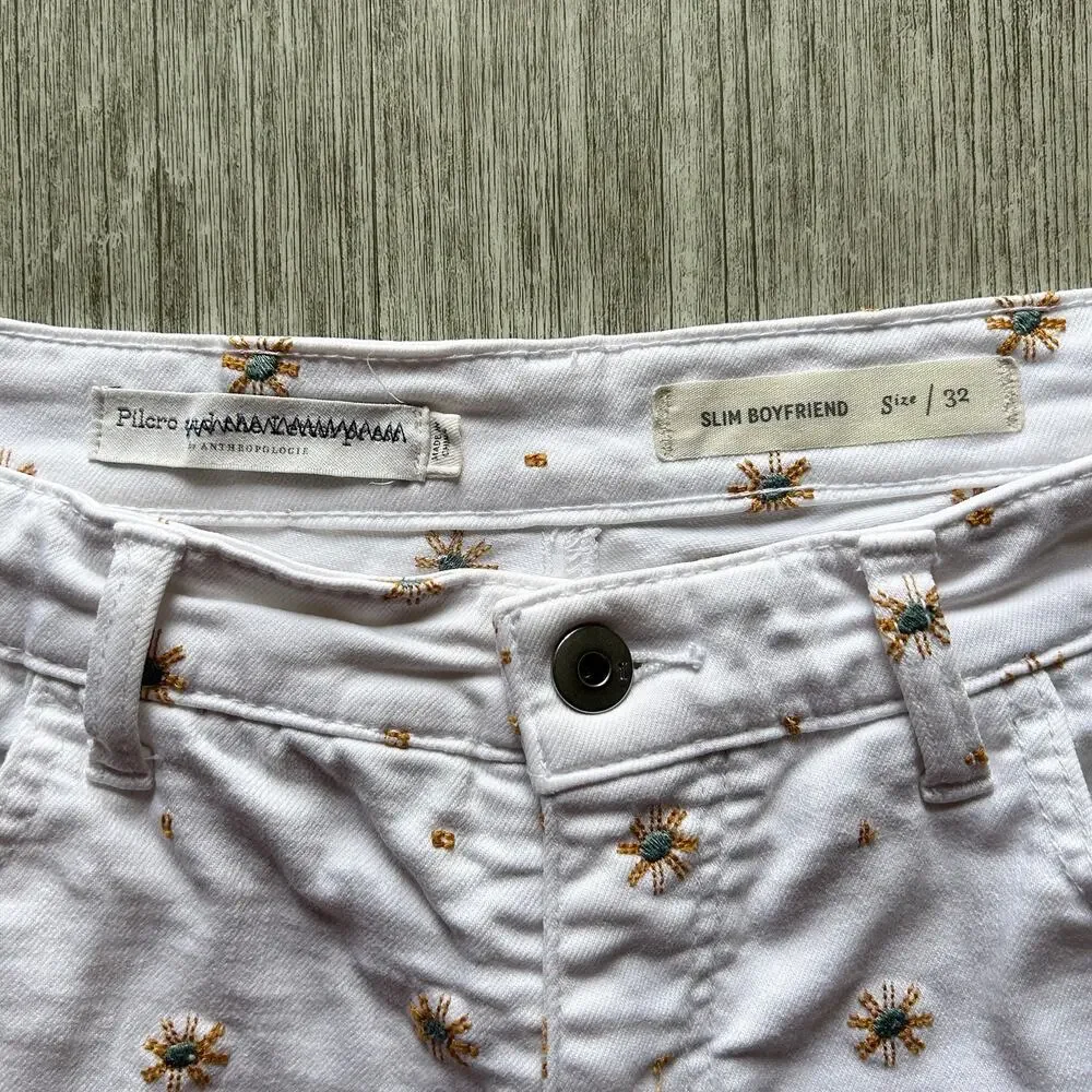 Anthropologie White Sun Embroidered Pattern Stretch Raw Hem Denim Shorts Size 32 - Picture 8 of 9